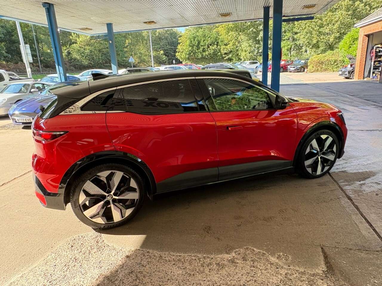 2022 RENAULT MEGANE E-TECH 2022 RENAULT MEGANE E-TECH