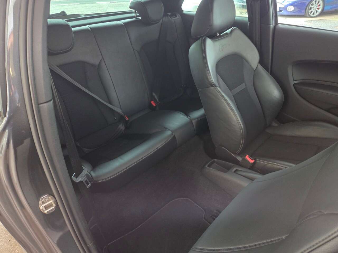 2015 AUDI A1 2015 AUDI A1