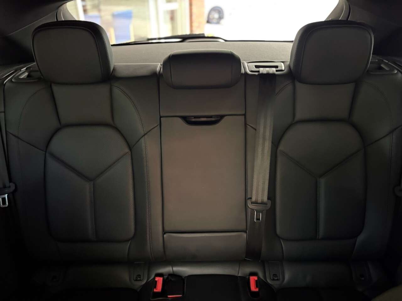 2022 PORSCHE MACAN 2022 PORSCHE MACAN