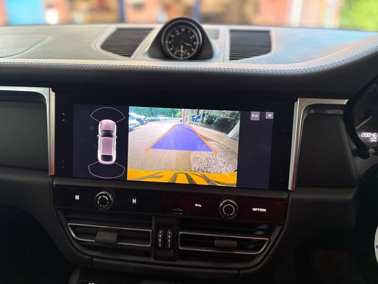 2022 PORSCHE MACAN 2022 PORSCHE MACAN