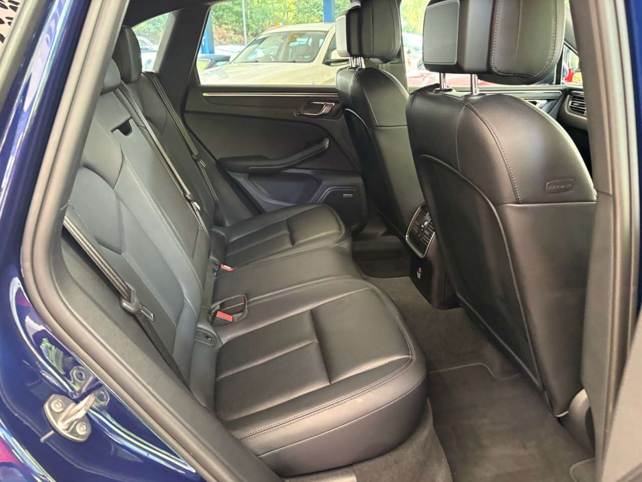 2022 PORSCHE MACAN 2022 PORSCHE MACAN