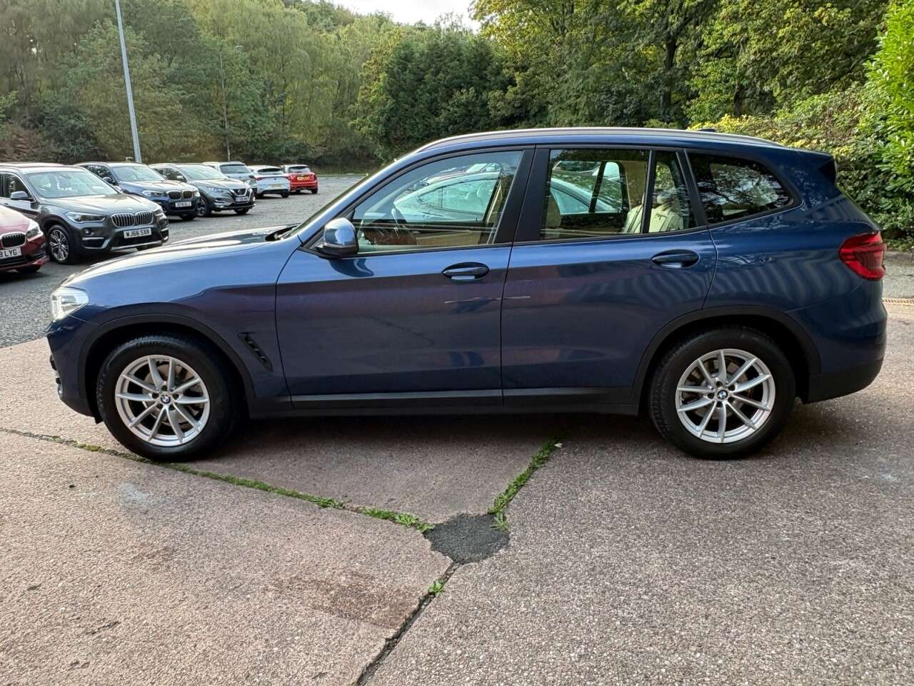 A 2018 BMW X3 2.0 20i SE SUV 5dr Petrol Auto xDrive Euro 6 (s/s) (184 ps) ,SATELLITE NAVI A 2018 BMW X3 2.0 20i SE SUV 5dr Petrol Auto xDrive Euro 6 (s/s) (184 ps) ,SATELLITE NAVI