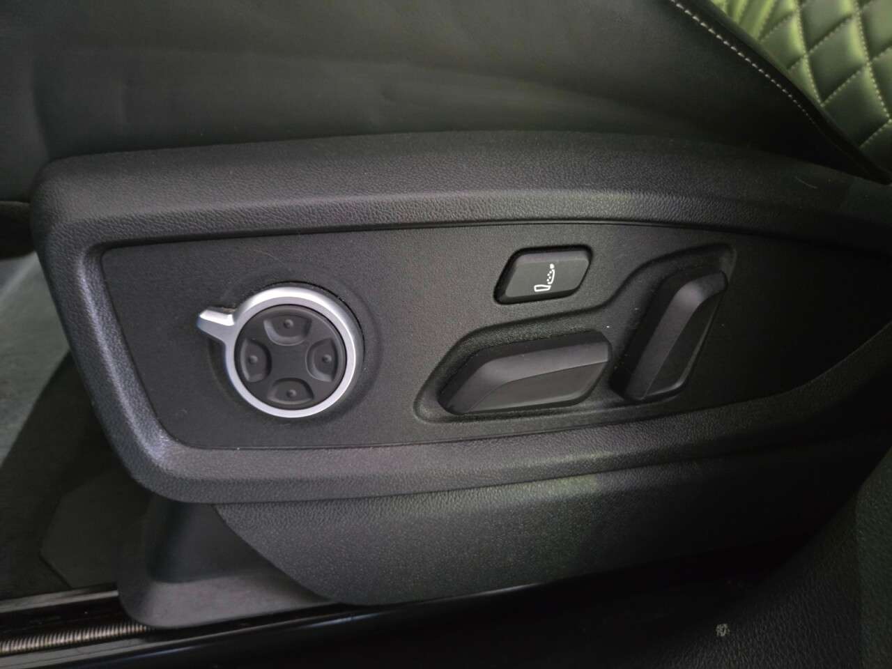 2020 AUDI Q5 2020 AUDI Q5
