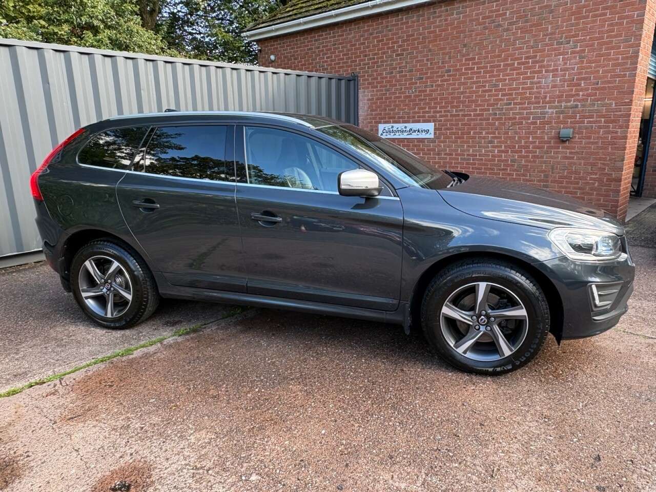 2016 VOLVO XC60 2016 VOLVO XC60