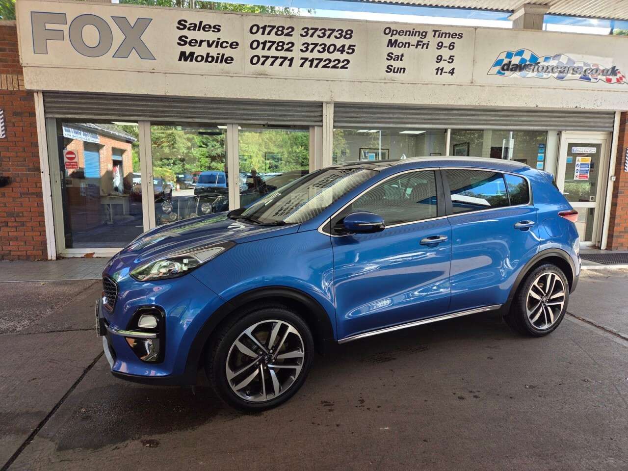 A 2018 KIA SPORTAGE 1.6 CRDi 4 SUV 5dr Diesel Manual Euro 6 (s/s) (134 bhp) PANORMAIC ROOF-HEAT A 2018 KIA SPORTAGE 1.6 CRDi 4 SUV 5dr Diesel Manual Euro 6 (s/s) (134 bhp) PANORMAIC ROOF-HEAT