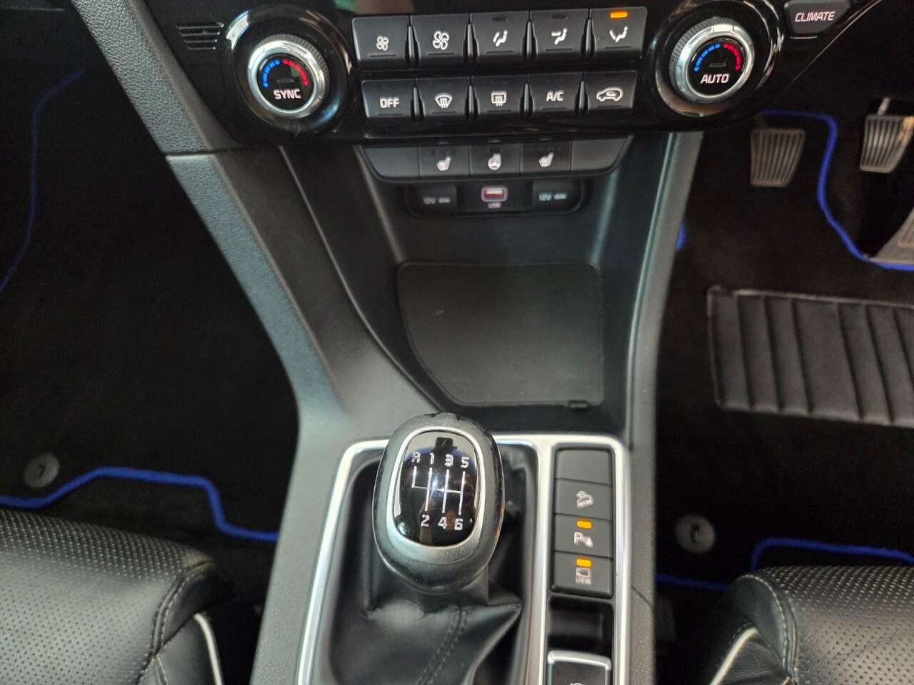 2018 KIA SPORTAGE 2018 KIA SPORTAGE