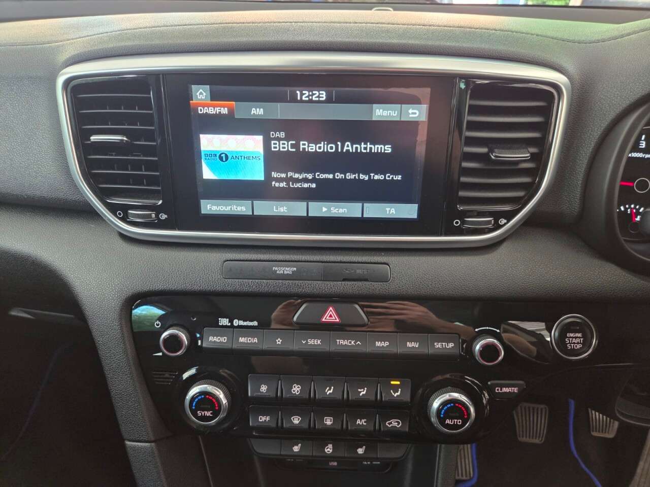 2018 KIA SPORTAGE 2018 KIA SPORTAGE