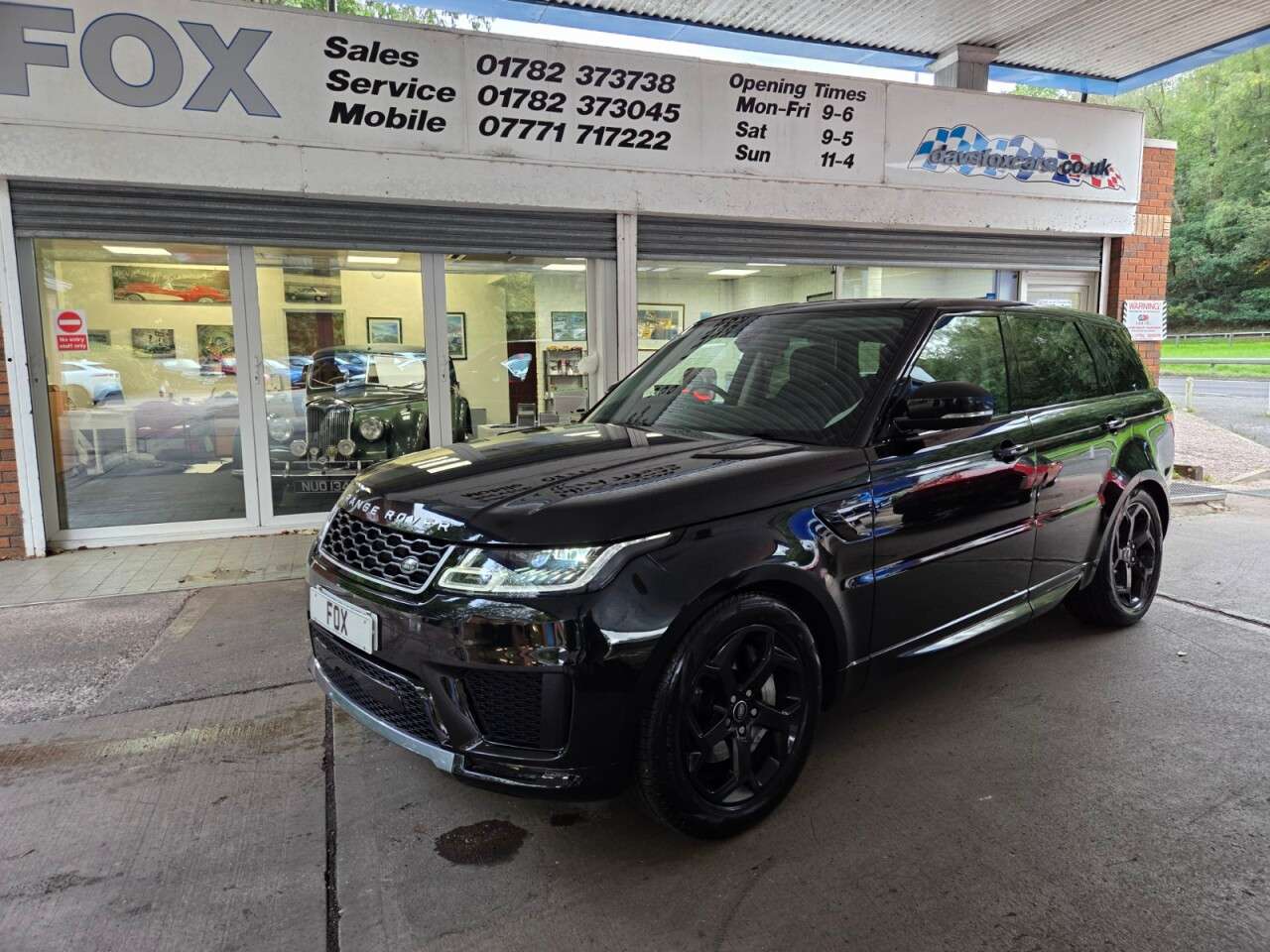 A 2020 LAND ROVER RANGE ROVER SPORT 3.0 SD V6 HSE SUV 5dr Diesel Auto 4WD Euro 6 (s/s) (306 ps) SATELLITE NAVIG A 2020 LAND ROVER RANGE ROVER SPORT 3.0 SD V6 HSE SUV 5dr Diesel Auto 4WD Euro 6 (s/s) (306 ps) SATELLITE NAVIG