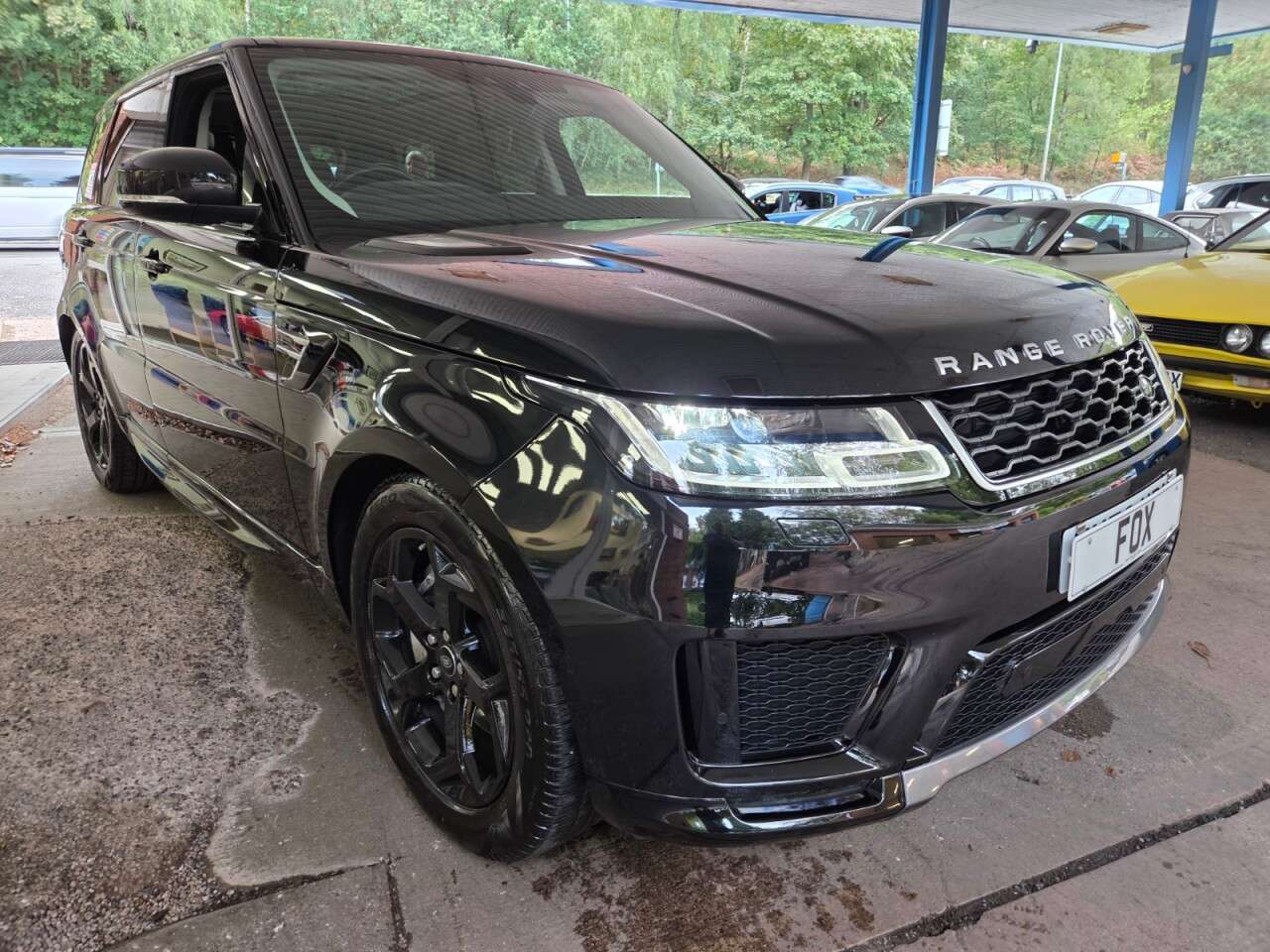 A 2020 LAND ROVER RANGE ROVER SPORT 3.0 SD V6 HSE SUV 5dr Diesel Auto 4WD Euro 6 (s/s) (306 ps) SATELLITE NAVIG A 2020 LAND ROVER RANGE ROVER SPORT 3.0 SD V6 HSE SUV 5dr Diesel Auto 4WD Euro 6 (s/s) (306 ps) SATELLITE NAVIG