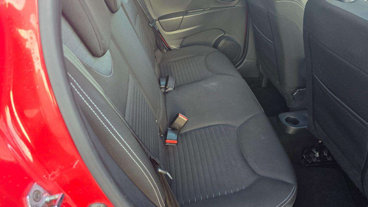 2015 RENAULT CLIO 2015 RENAULT CLIO