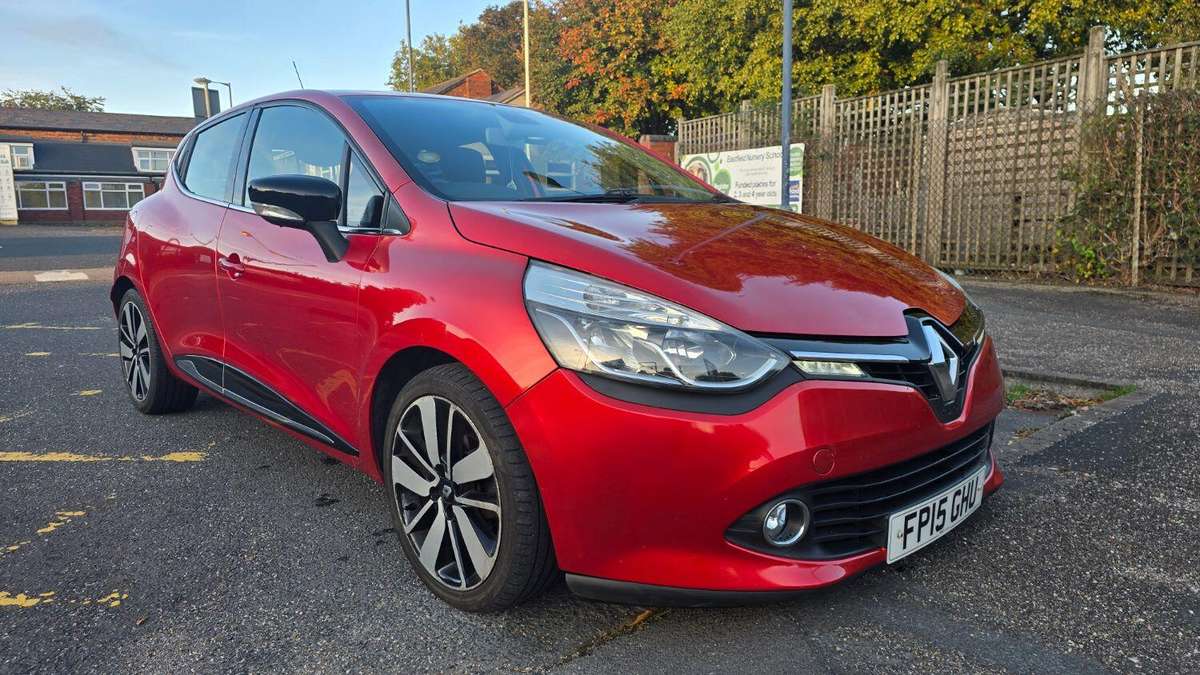 Check out this Renault Clio 2015 Diesel Manual