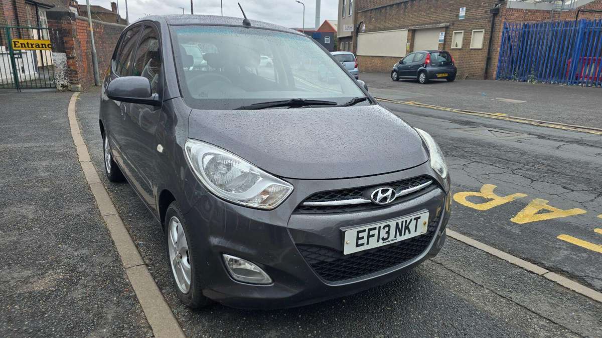 Check out this Hyundai I10 2013 Petrol Manual