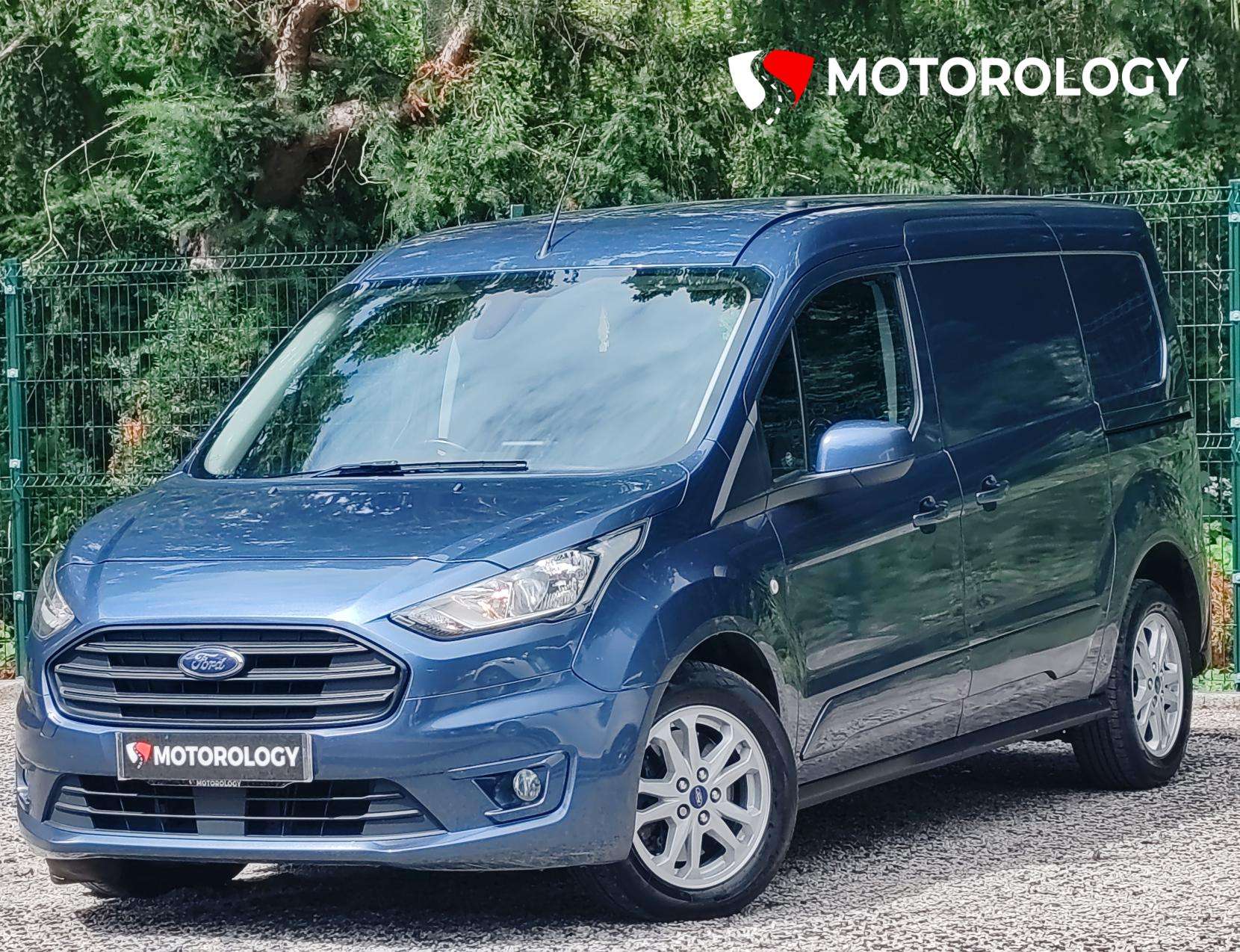 A 2020 FORD TRANSIT CONNECT 1.5 240 EcoBlue Limited Panel Van 5dr Diesel Manual L2 Euro 6 (s/s) (120 ps) A 2020 FORD TRANSIT CONNECT 1.5 240 EcoBlue Limited Panel Van 5dr Diesel Manual L2 Euro 6 (s/s) (120 ps)