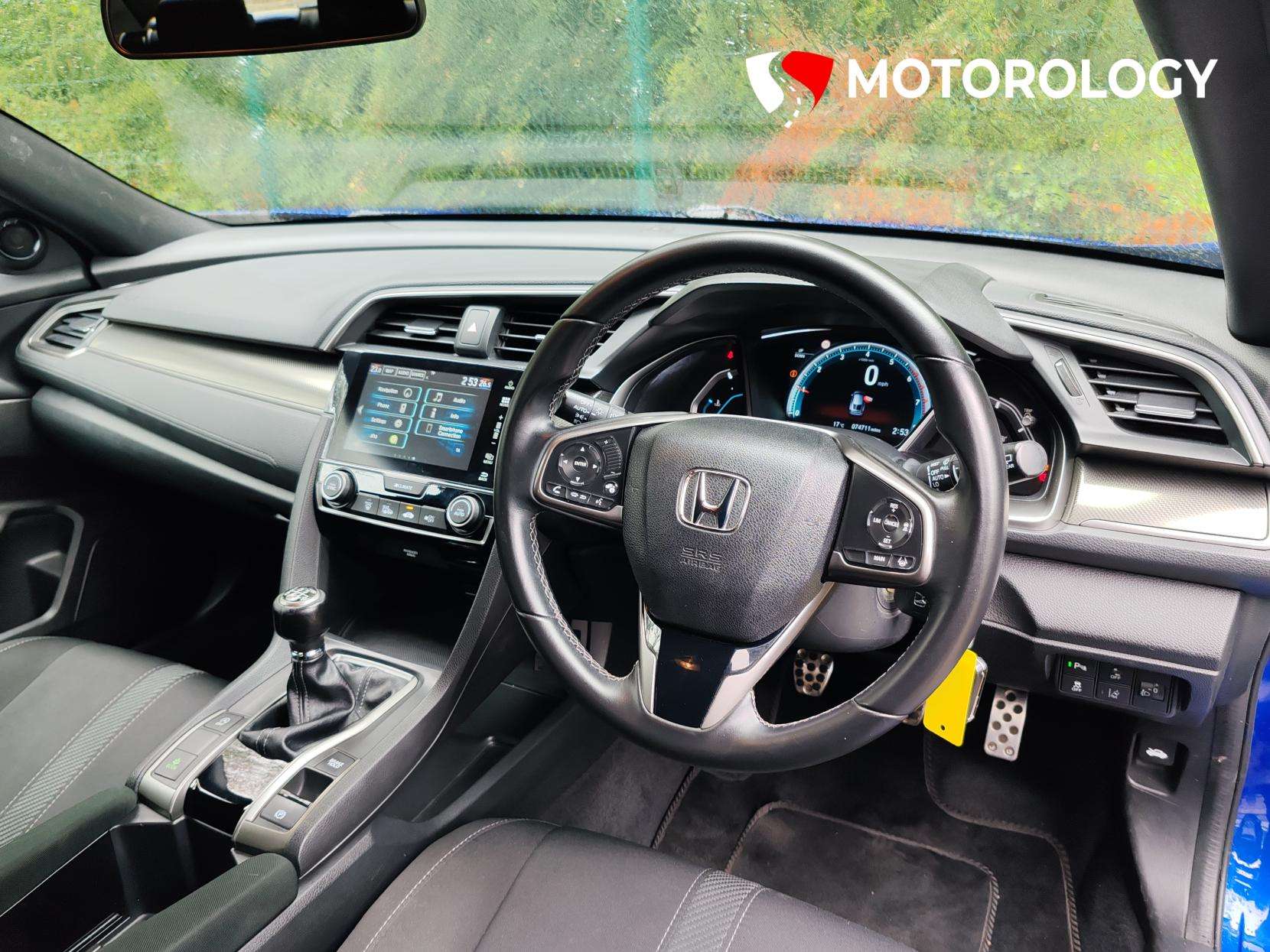 A 2017 HONDA CIVIC 1.0 VTEC Turbo SR Hatchback 5dr Petrol Manual Euro 6 (s/s) (129 ps) A 2017 HONDA CIVIC 1.0 VTEC Turbo SR Hatchback 5dr Petrol Manual Euro 6 (s/s) (129 ps)