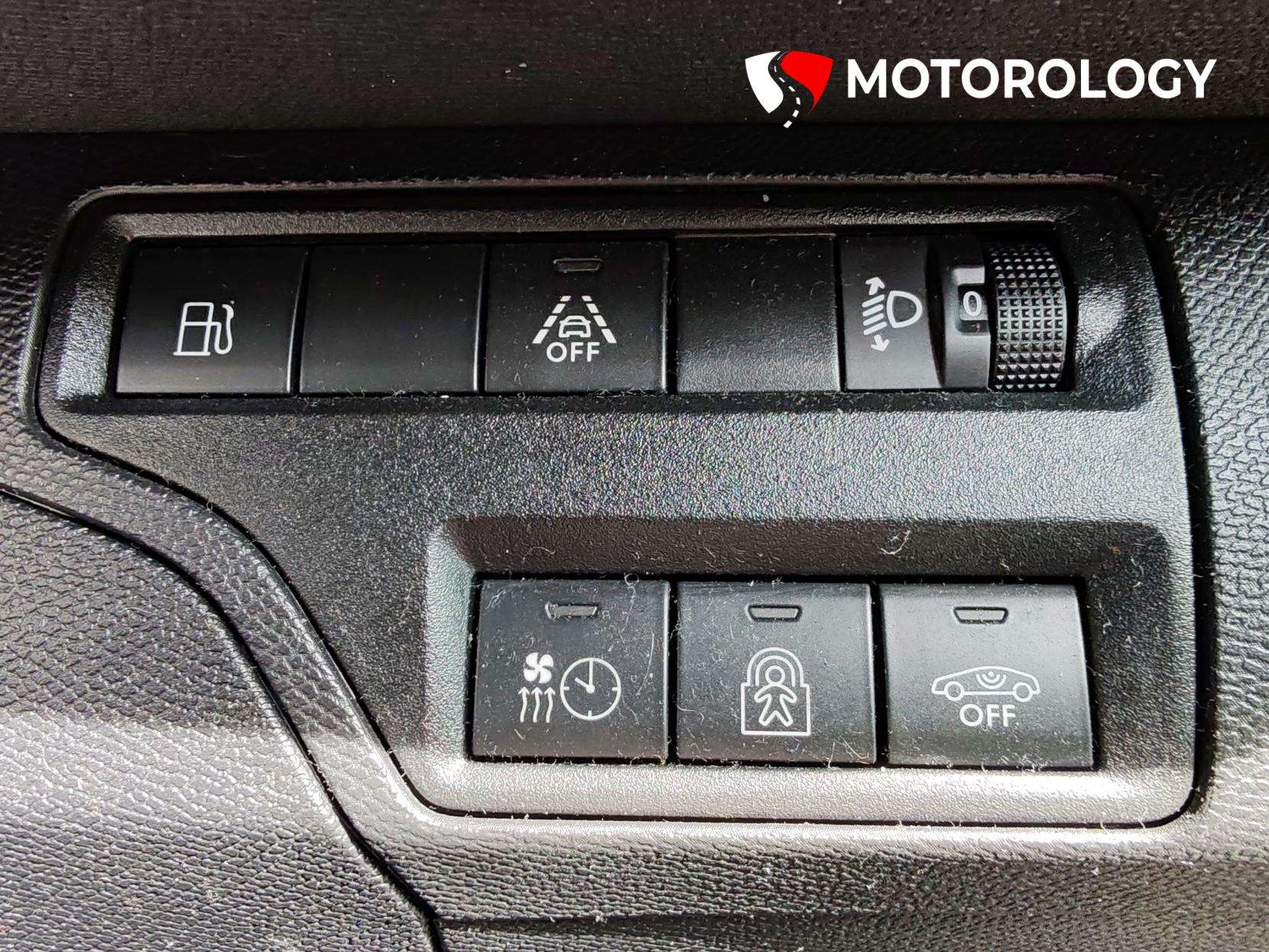 2023 PEUGEOT 3008 2023 PEUGEOT 3008