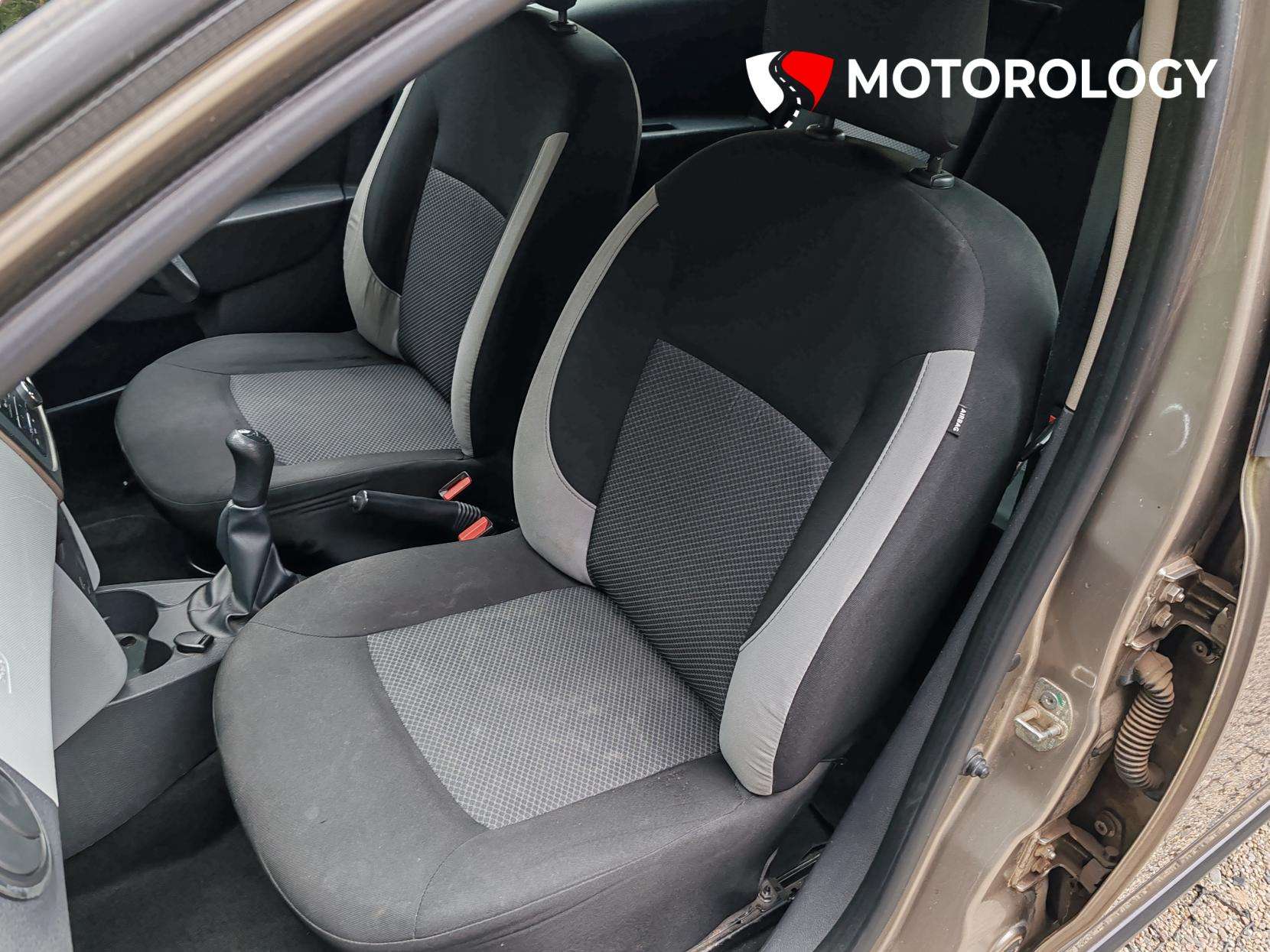 2013 DACIA LOGAN MCV 2013 DACIA LOGAN MCV