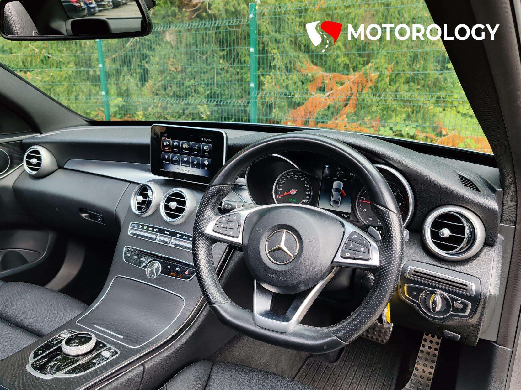 A 2018 MERCEDES-BENZ C CLASS 2.1 C250d AMG Line (Premium) Saloon 4dr Diesel G-Tronic+ 4MATIC Euro 6 (s/s) (204 ps) A 2018 MERCEDES-BENZ C CLASS 2.1 C250d AMG Line (Premium) Saloon 4dr Diesel G-Tronic+ 4MATIC Euro 6 (s/s) (204 ps)