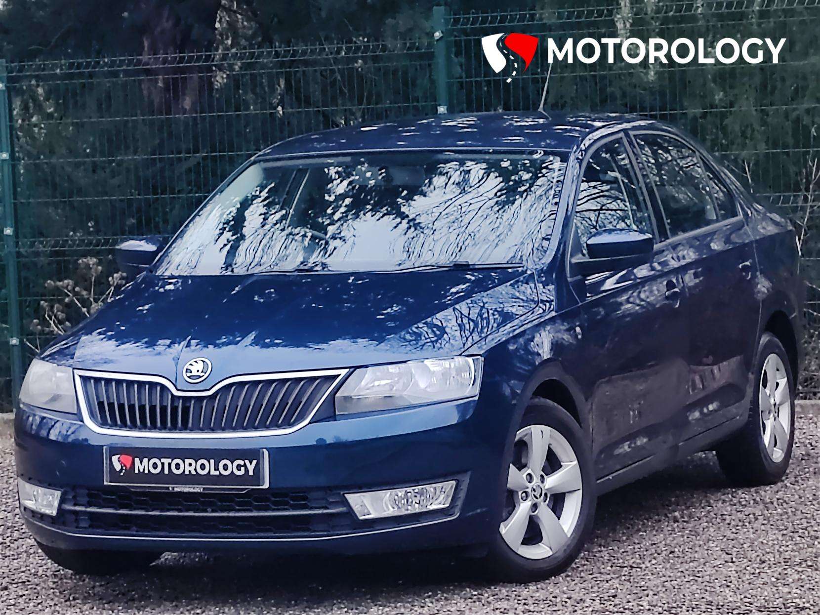 A 2013 SKODA RAPID 1.2 TSI SE Hatchback 5dr Petrol Manual Euro 5 (105 ps) A 2013 SKODA RAPID 1.2 TSI SE Hatchback 5dr Petrol Manual Euro 5 (105 ps)