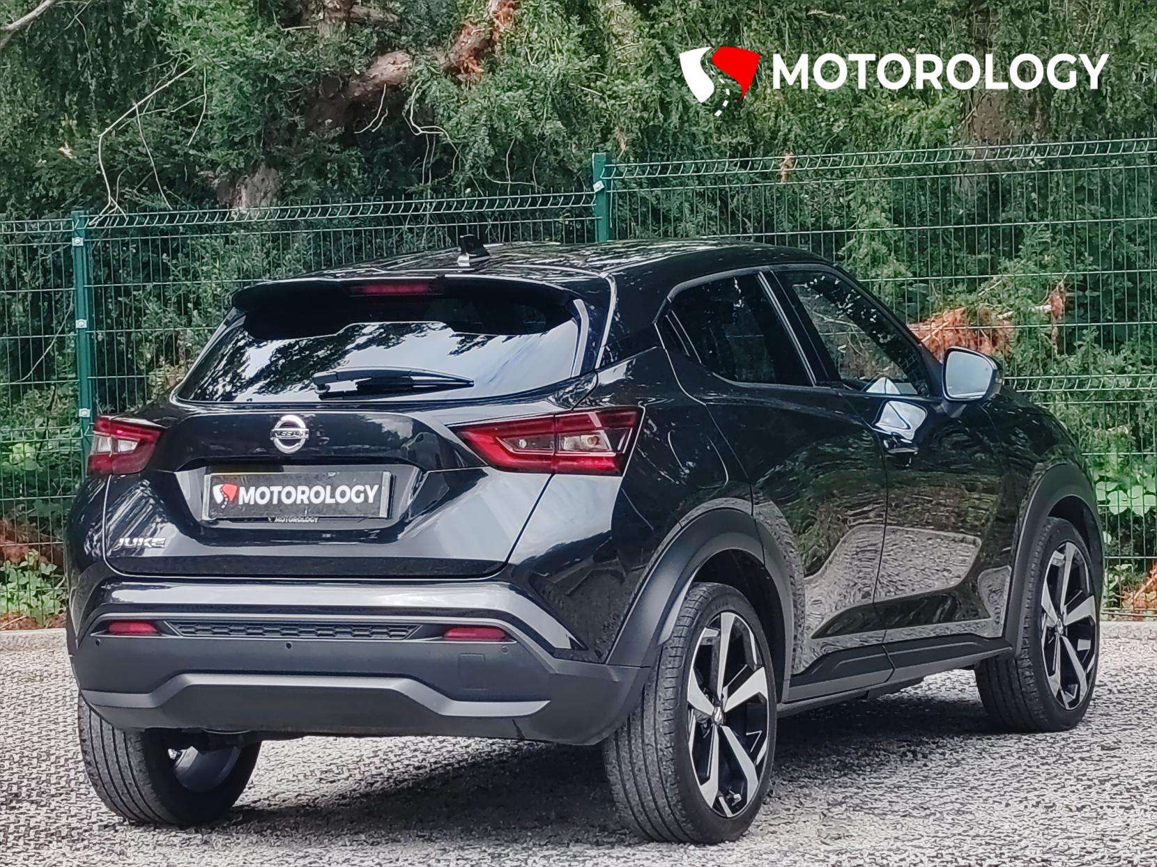 A 2022 NISSAN JUKE 1.0 DIG-T Tekna SUV 5dr Petrol Manual Euro 6 (s/s) (114 ps) A 2022 NISSAN JUKE 1.0 DIG-T Tekna SUV 5dr Petrol Manual Euro 6 (s/s) (114 ps)