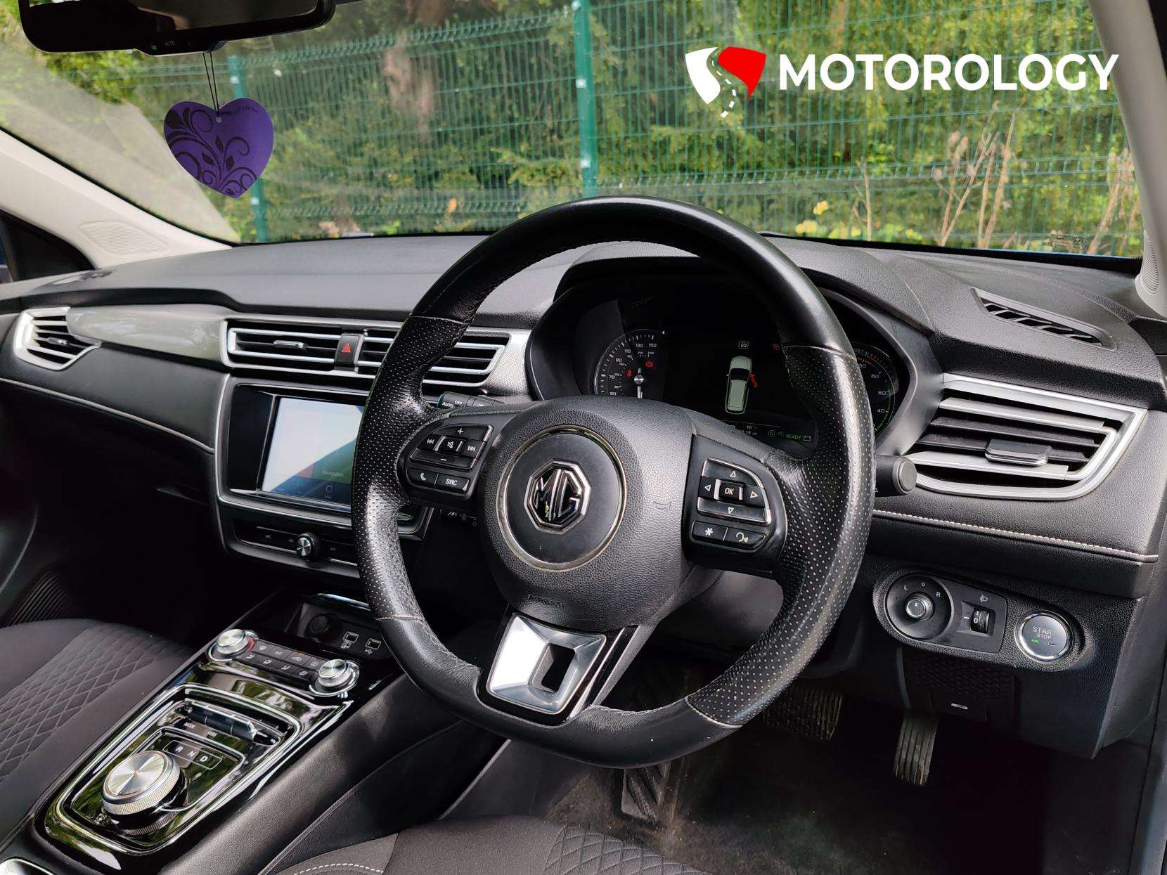 A 2022 MG MG5 61.1kWh Excite Long Range Estate 5dr Electric Auto (156 ps) A 2022 MG MG5 61.1kWh Excite Long Range Estate 5dr Electric Auto (156 ps)