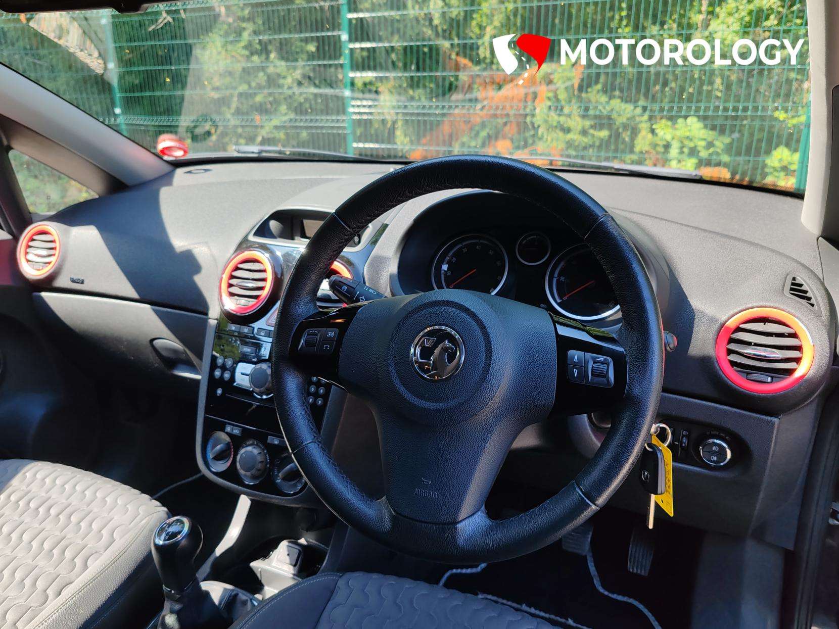 A 2014 VAUXHALL CORSA 1.2 16V SE Hatchback 5dr Petrol Manual Euro 5 (85 ps) A 2014 VAUXHALL CORSA 1.2 16V SE Hatchback 5dr Petrol Manual Euro 5 (85 ps)