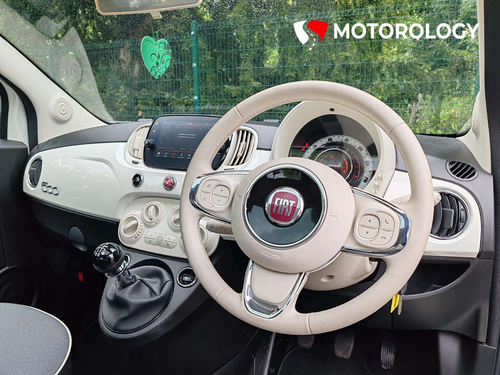A 2020 FIAT 500 1.0 MHEV Lounge Hatchback 3dr Petrol Manual Euro 6 (s/s) (70 bhp) A 2020 FIAT 500 1.0 MHEV Lounge Hatchback 3dr Petrol Manual Euro 6 (s/s) (70 bhp)