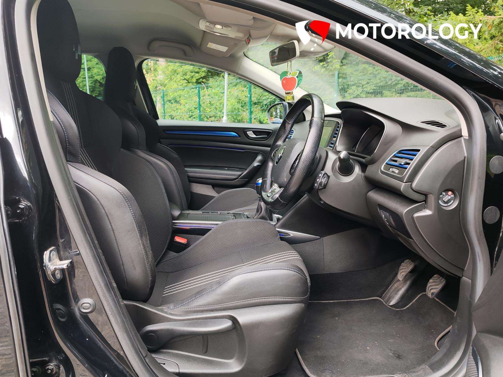 2017 RENAULT MEGANE 2017 RENAULT MEGANE