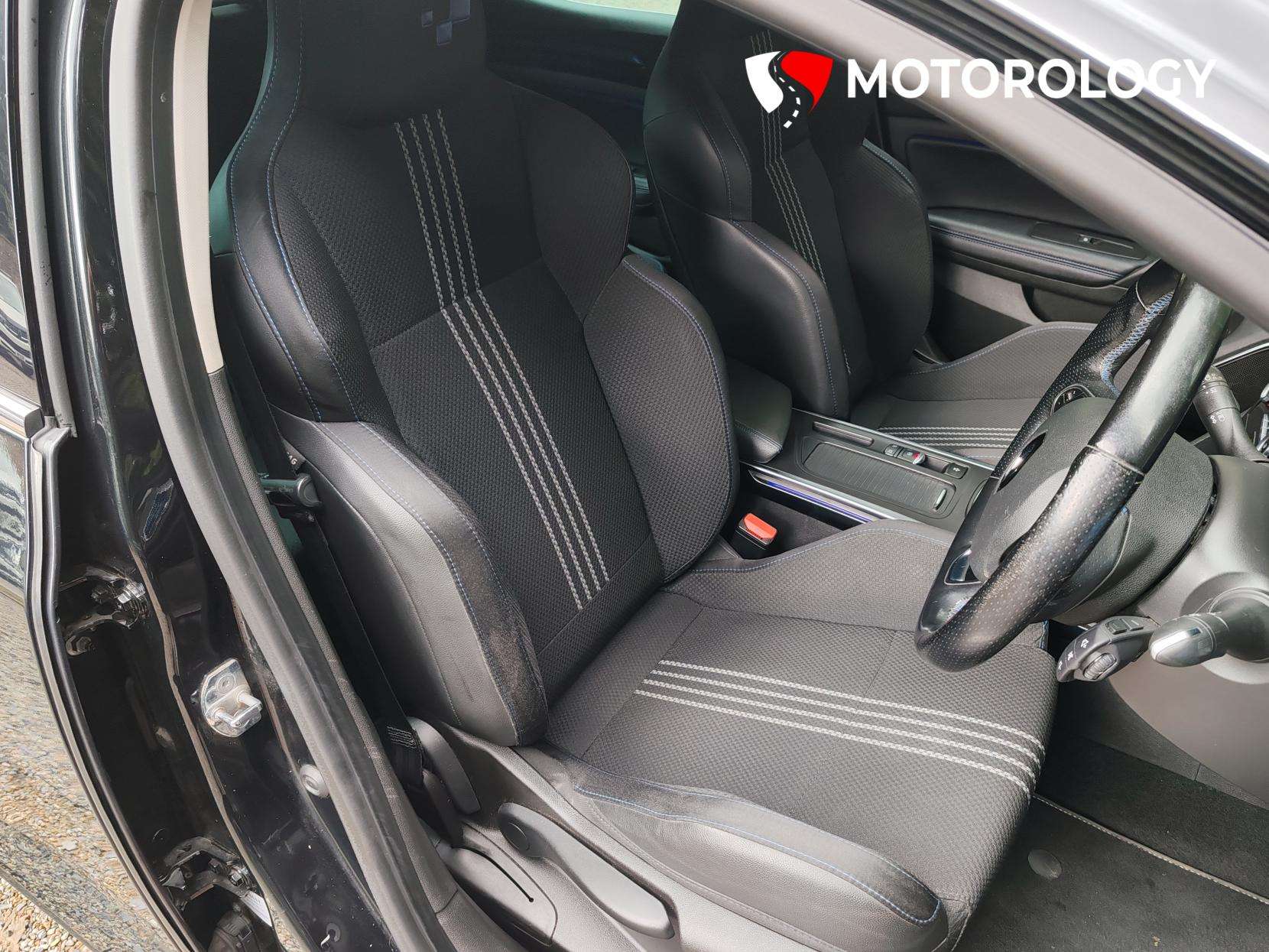 2017 RENAULT MEGANE 2017 RENAULT MEGANE