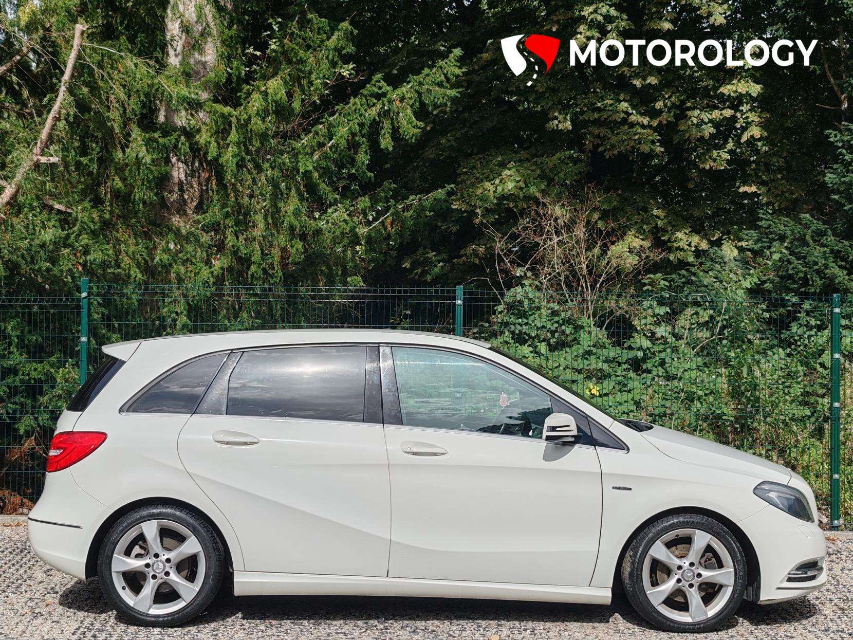 2012 MERCEDES-BENZ B CLASS 2012 MERCEDES-BENZ B CLASS