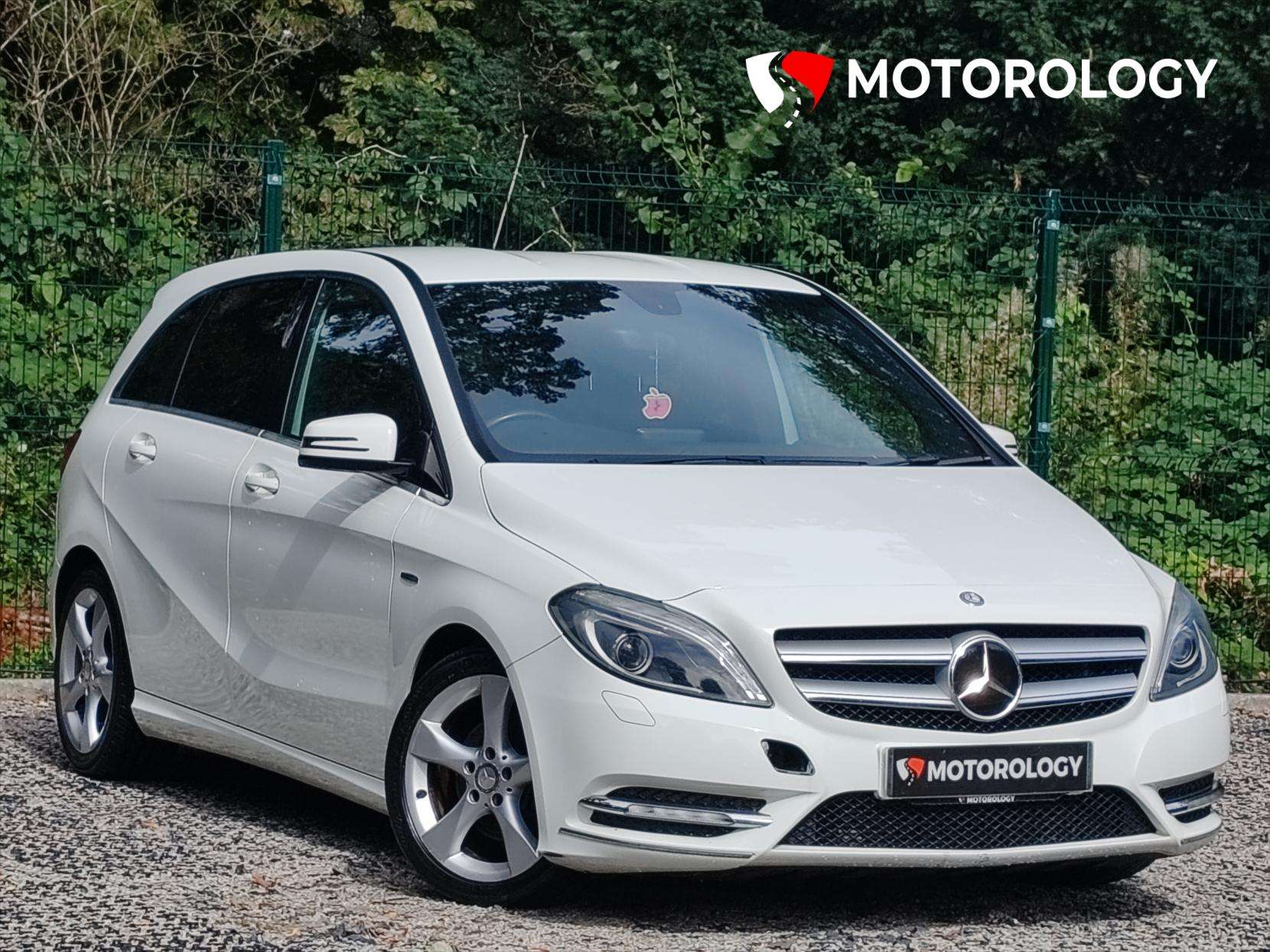 A 2012 MERCEDES-BENZ B CLASS 1.8 B180 CDI BlueEfficiency Sport MPV 5dr Diesel Manual Euro 5 (s/s) (109 ps) A 2012 MERCEDES-BENZ B CLASS 1.8 B180 CDI BlueEfficiency Sport MPV 5dr Diesel Manual Euro 5 (s/s) (109 ps)