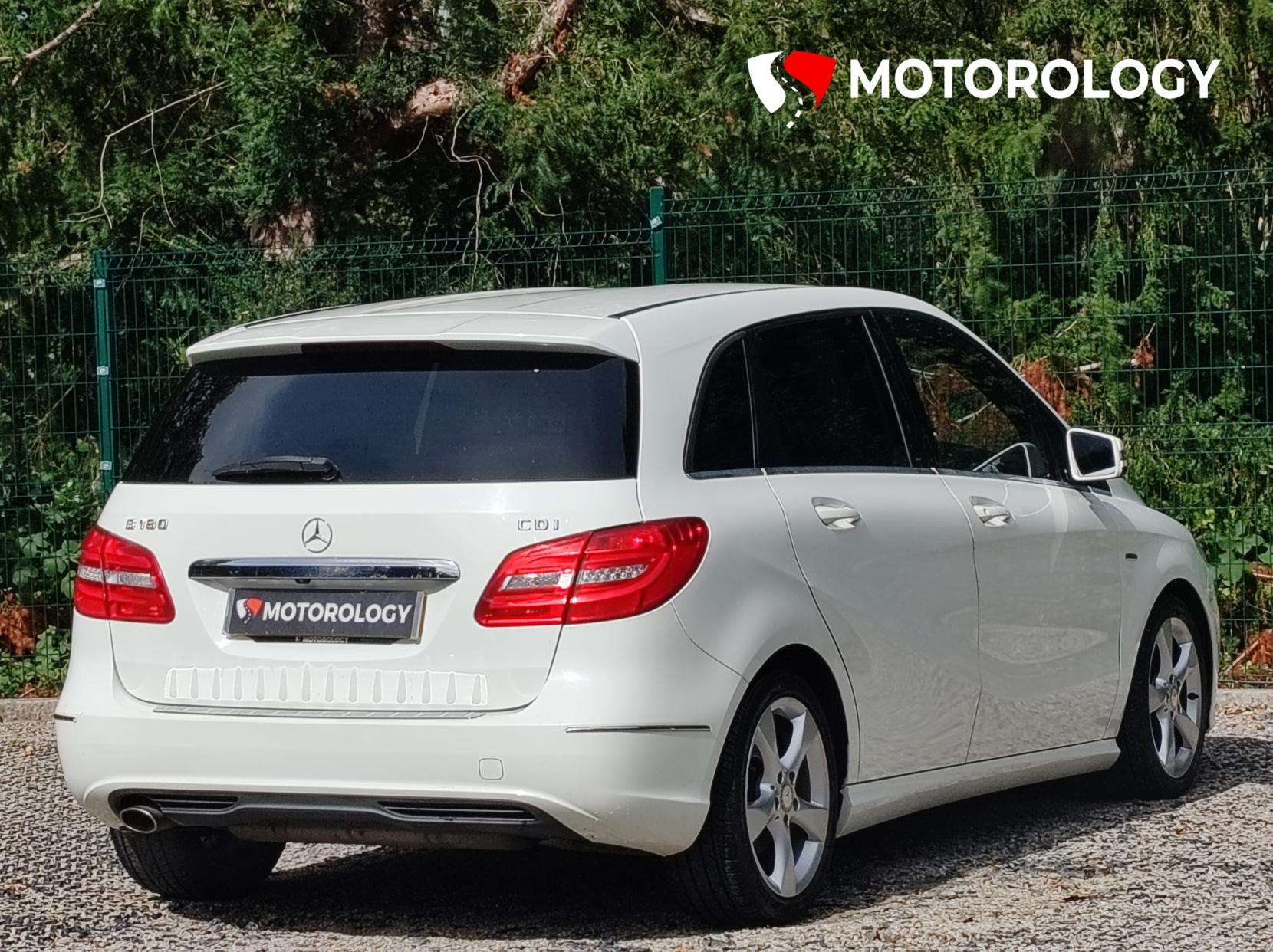 A 2012 MERCEDES-BENZ B CLASS 1.8 B180 CDI BlueEfficiency Sport MPV 5dr Diesel Manual Euro 5 (s/s) (109 ps) A 2012 MERCEDES-BENZ B CLASS 1.8 B180 CDI BlueEfficiency Sport MPV 5dr Diesel Manual Euro 5 (s/s) (109 ps)