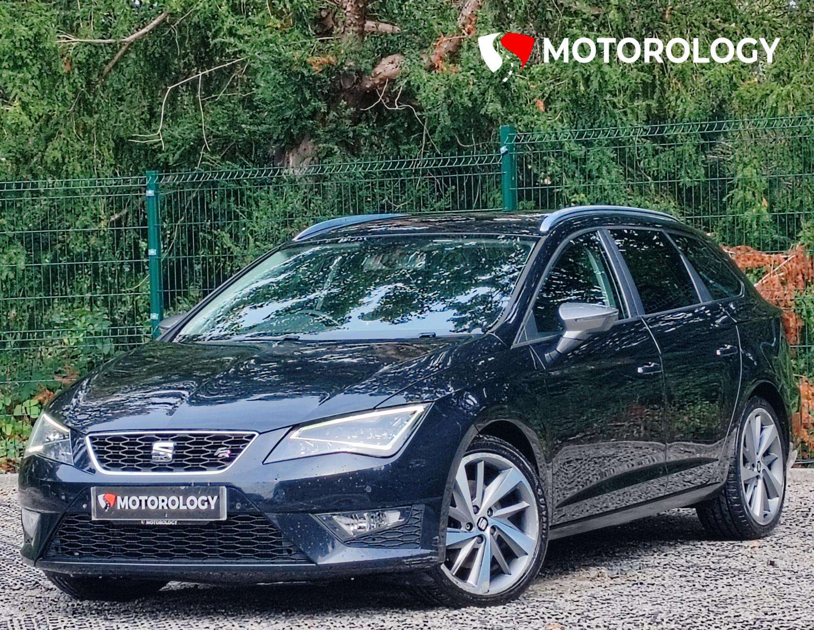 A 2014 SEAT LEON 2.0 TDI CR FR Sport Tourer 5dr Diesel Manual Euro 5 (s/s) (184 ps) A 2014 SEAT LEON 2.0 TDI CR FR Sport Tourer 5dr Diesel Manual Euro 5 (s/s) (184 ps)