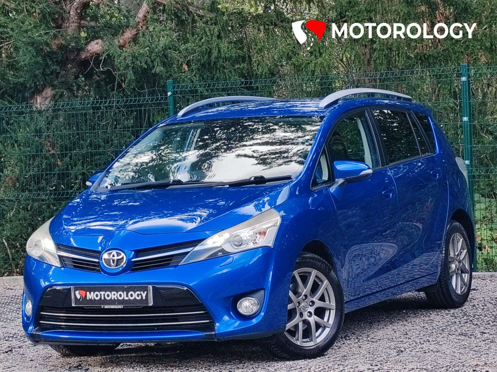 A 2013 TOYOTA VERSO 2.0 D-4D Excel MPV 5dr Diesel Manual Euro 5 (126 ps) A 2013 TOYOTA VERSO 2.0 D-4D Excel MPV 5dr Diesel Manual Euro 5 (126 ps)