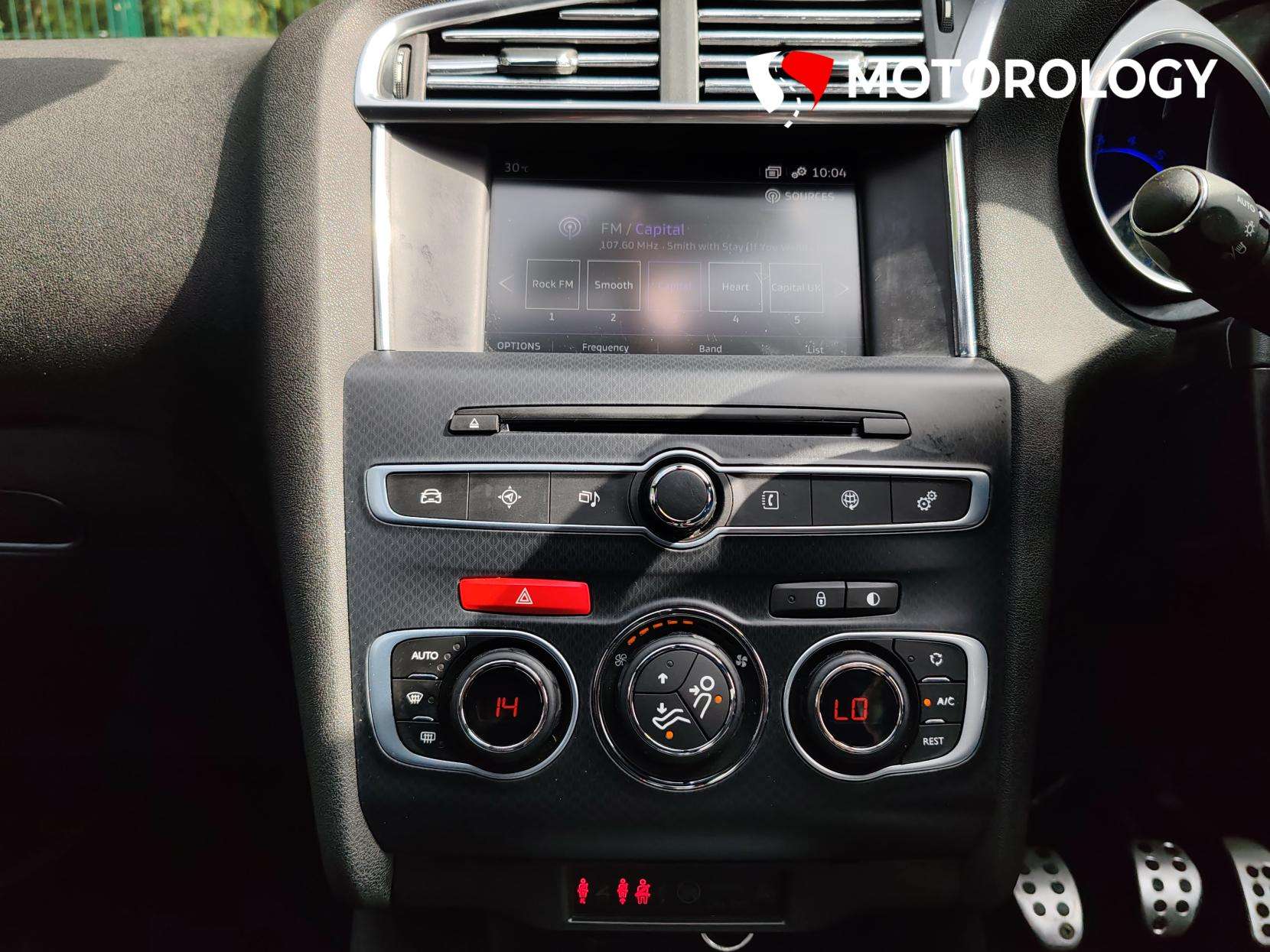 2017 DS AUTOMOBILES DS 4 2017 DS AUTOMOBILES DS 4
