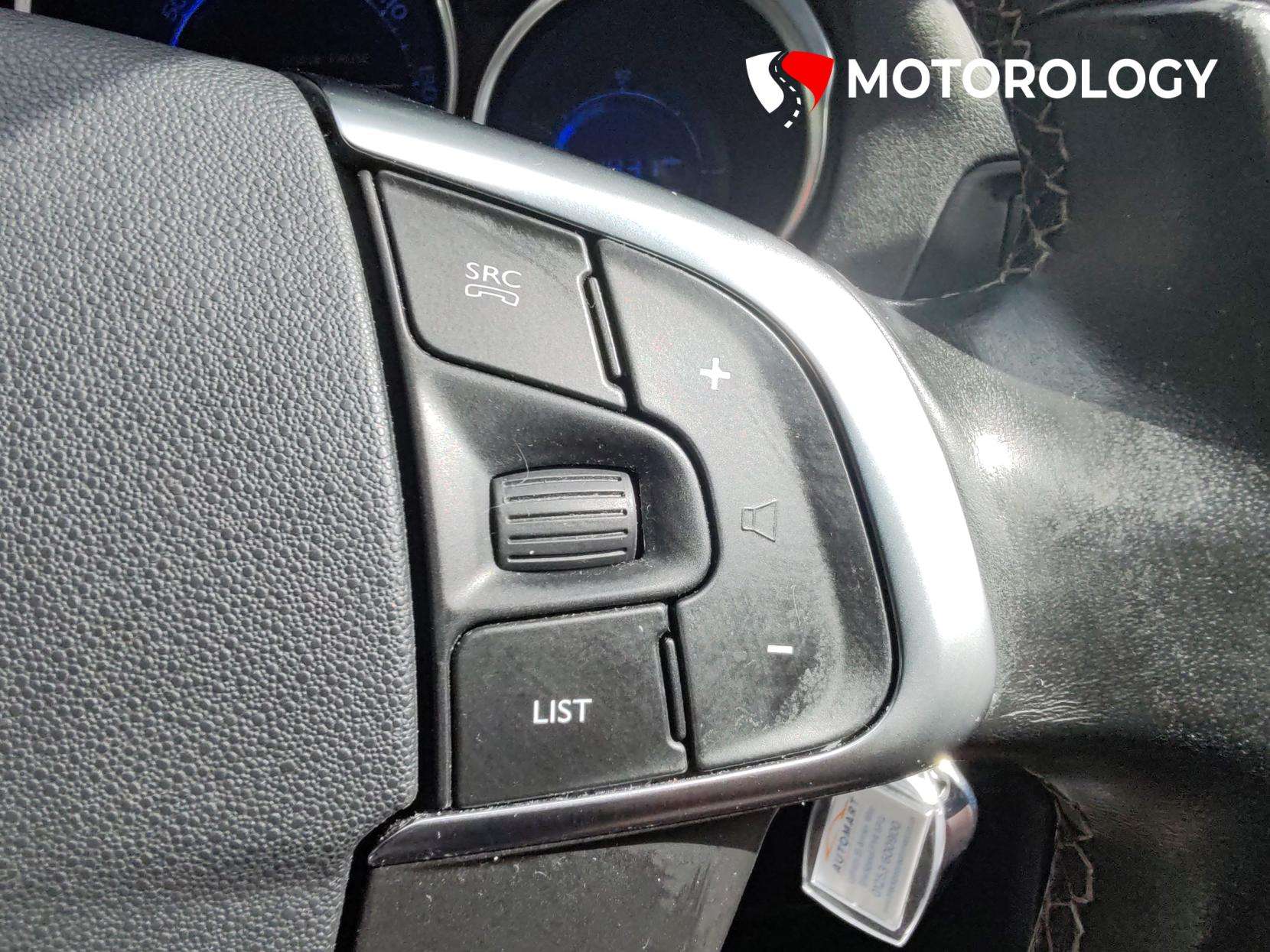 2017 DS AUTOMOBILES DS 4 2017 DS AUTOMOBILES DS 4