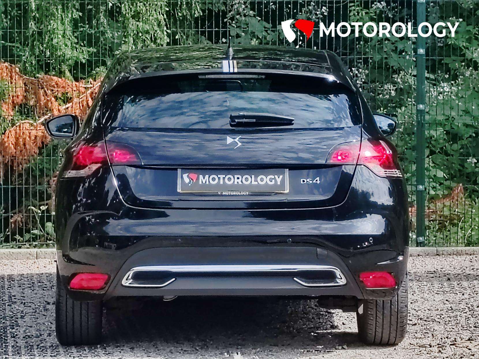 2017 DS AUTOMOBILES DS 4 2017 DS AUTOMOBILES DS 4