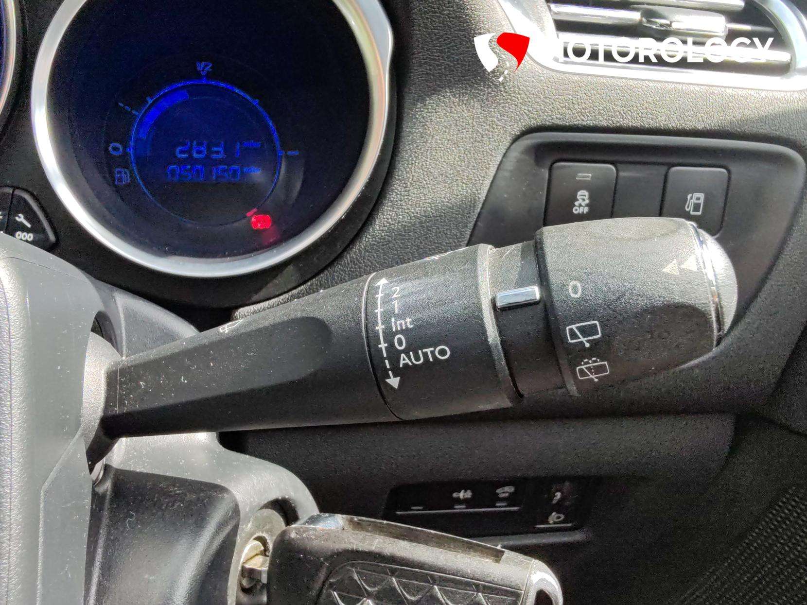 2017 DS AUTOMOBILES DS 4 2017 DS AUTOMOBILES DS 4