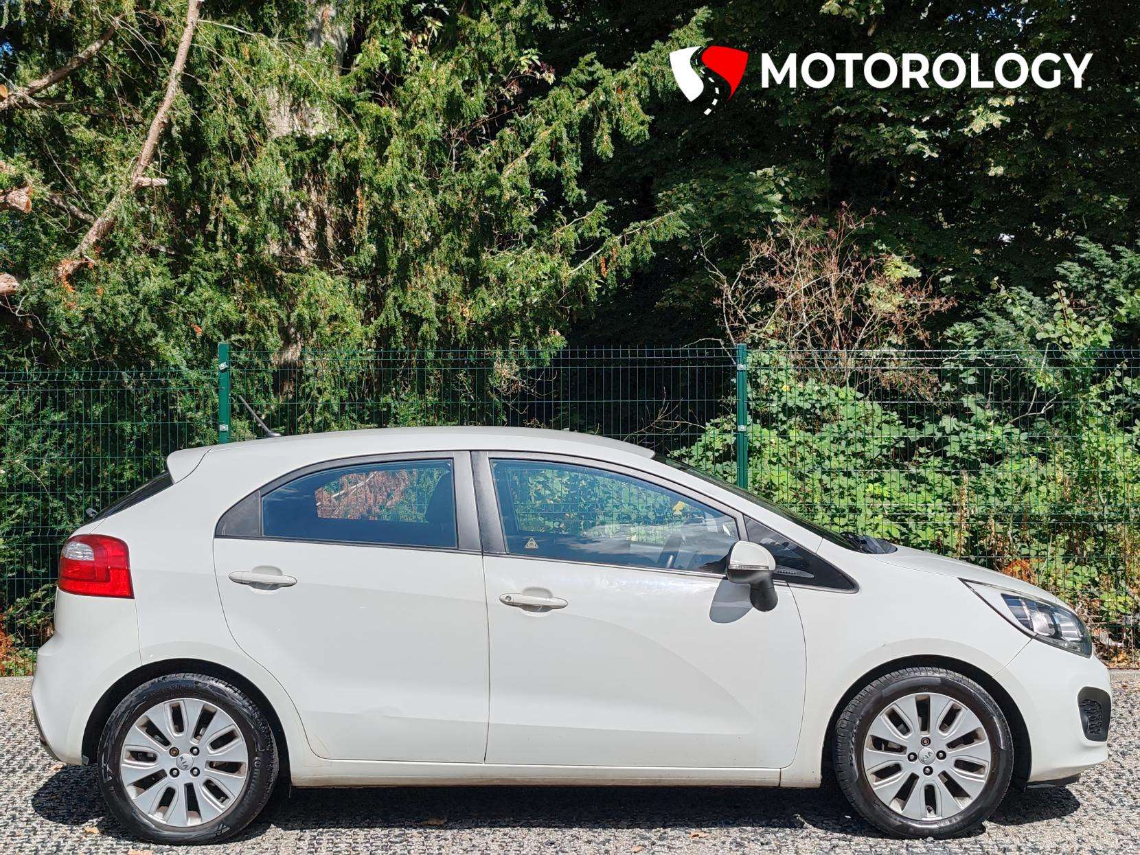 2013 KIA RIO 2013 KIA RIO