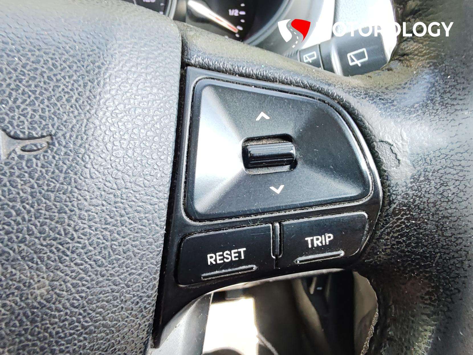 2013 KIA RIO 2013 KIA RIO