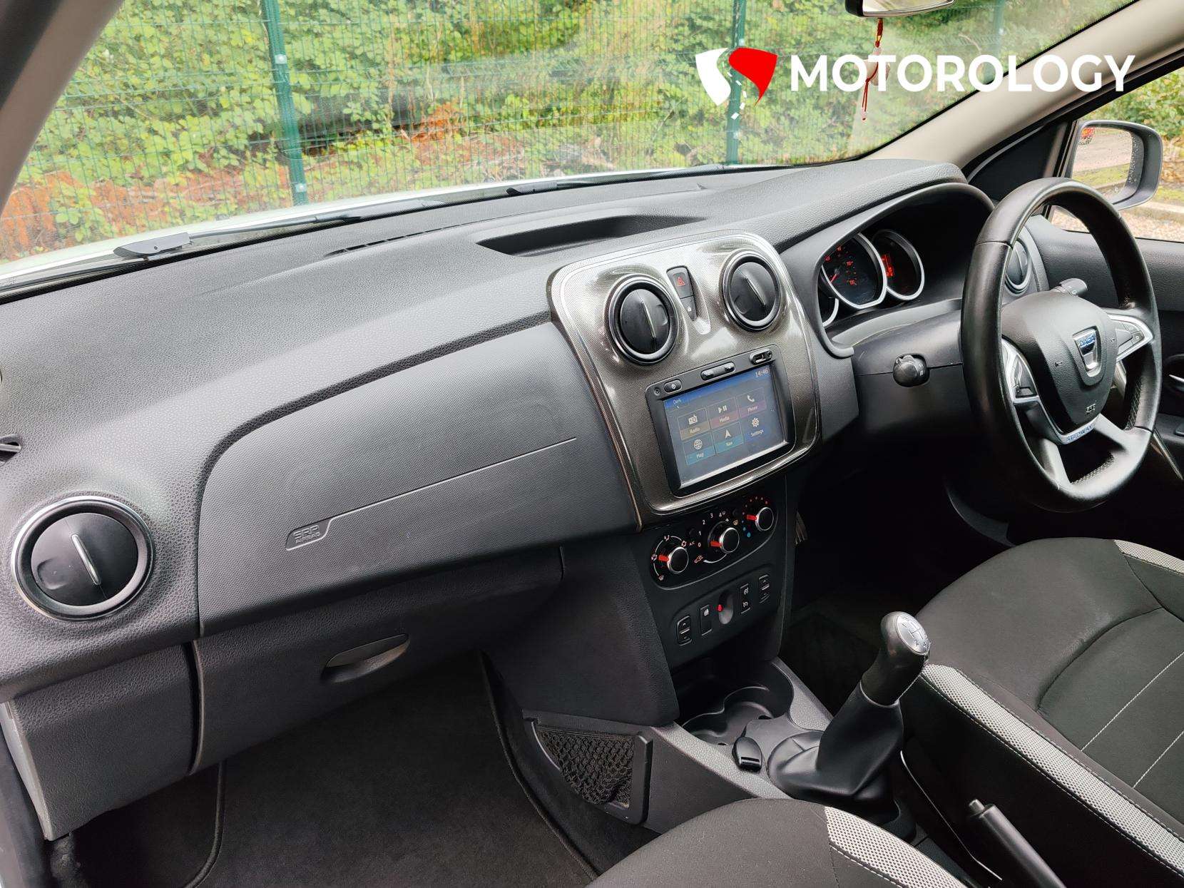 2017 DACIA SANDERO STEPWAY 2017 DACIA SANDERO STEPWAY
