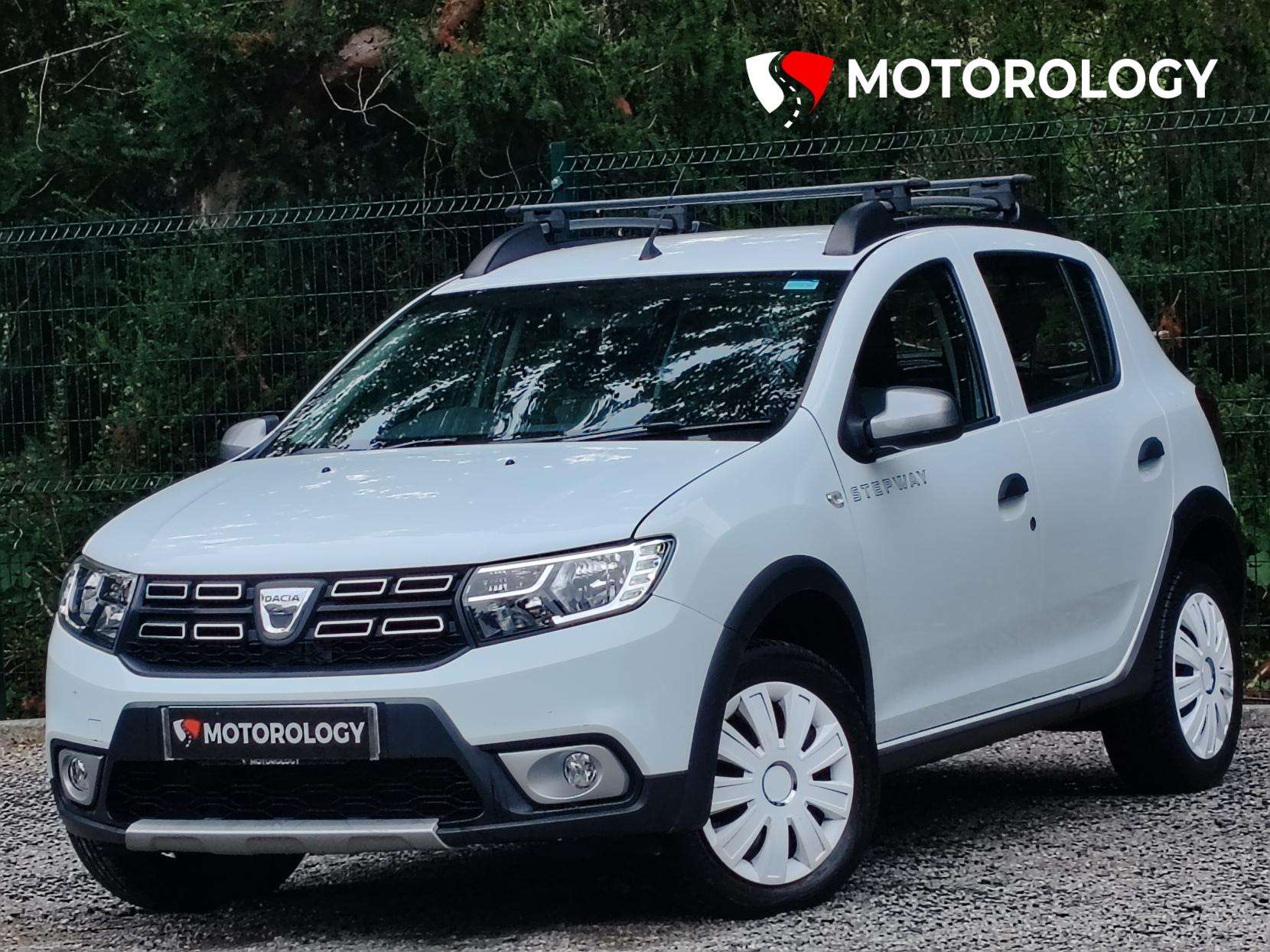 A 2017 DACIA SANDERO STEPWAY 0.9 TCe Laureate Hatchback 5dr Petrol Manual Euro 6 (s/s) (90 ps) A 2017 DACIA SANDERO STEPWAY 0.9 TCe Laureate Hatchback 5dr Petrol Manual Euro 6 (s/s) (90 ps)