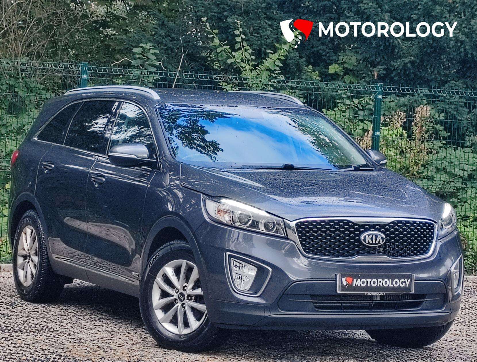 A 2016 KIA SORENTO 2.2 CRDi KX-1 SUV 5dr Diesel Manual AWD Euro 6 (s/s) (197 bhp) A 2016 KIA SORENTO 2.2 CRDi KX-1 SUV 5dr Diesel Manual AWD Euro 6 (s/s) (197 bhp)