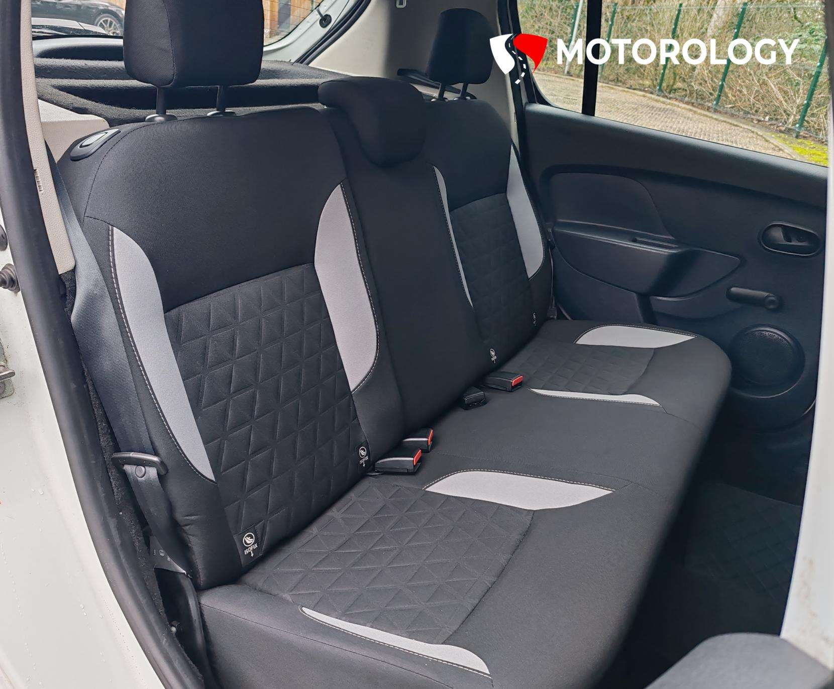 2016 DACIA SANDERO STEPWAY 2016 DACIA SANDERO STEPWAY