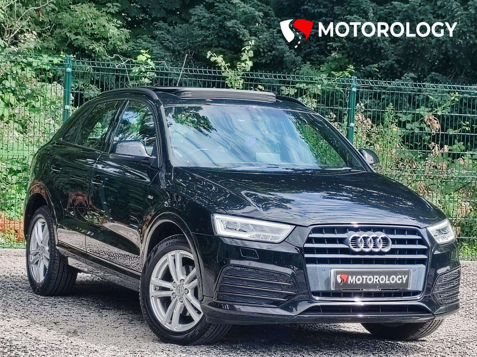 A 2016 AUDI Q3 1.4 TFSI CoD S line SUV 5dr Petrol S Tronic Euro 6 (s/s) (150 ps) A 2016 AUDI Q3 1.4 TFSI CoD S line SUV 5dr Petrol S Tronic Euro 6 (s/s) (150 ps)