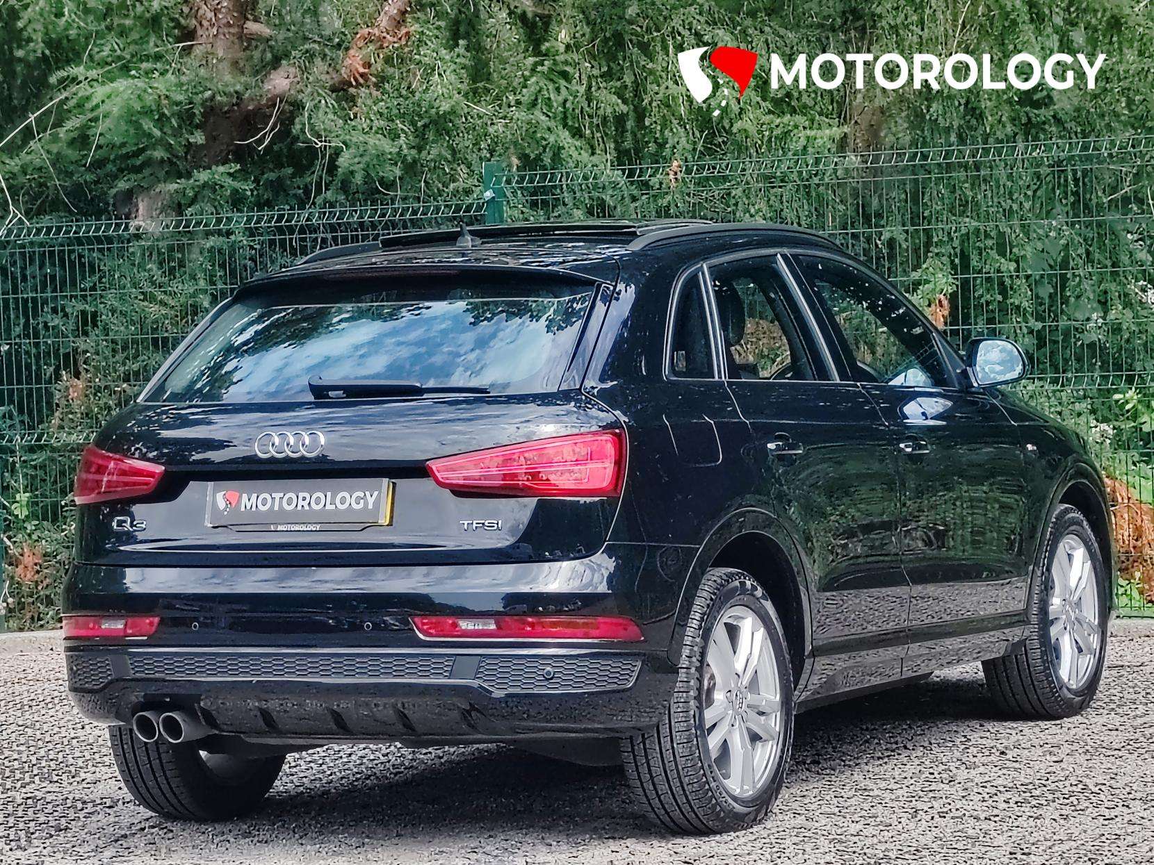 A 2016 AUDI Q3 1.4 TFSI CoD S line SUV 5dr Petrol S Tronic Euro 6 (s/s) (150 ps) A 2016 AUDI Q3 1.4 TFSI CoD S line SUV 5dr Petrol S Tronic Euro 6 (s/s) (150 ps)