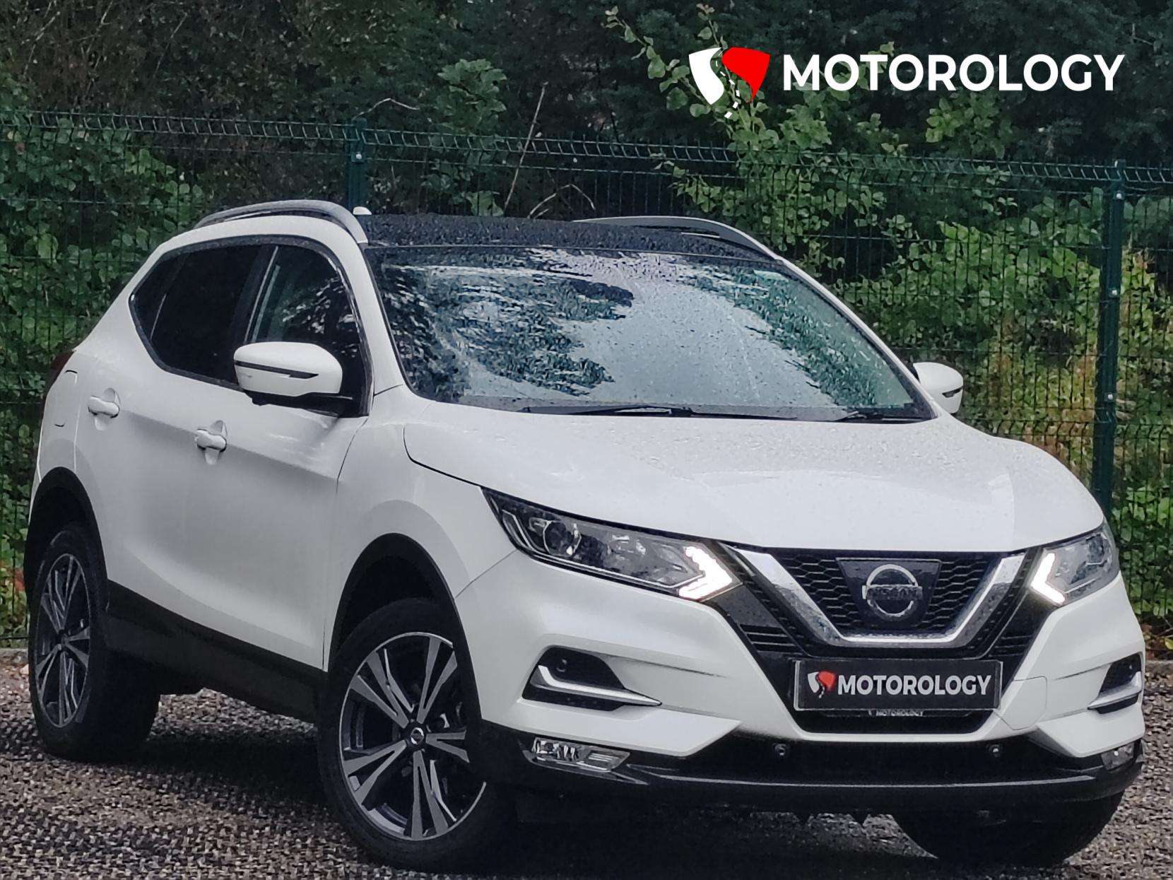 A 2017 NISSAN QASHQAI 1.5 dCi N-Connecta SUV 5dr Diesel Manual Euro 6 (s/s) (110 ps) A 2017 NISSAN QASHQAI 1.5 dCi N-Connecta SUV 5dr Diesel Manual Euro 6 (s/s) (110 ps)