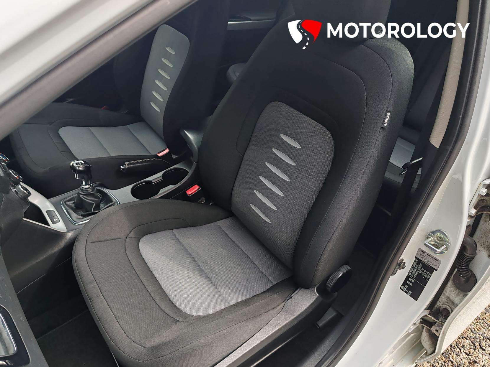 2013 KIA CEED 2013 KIA CEED