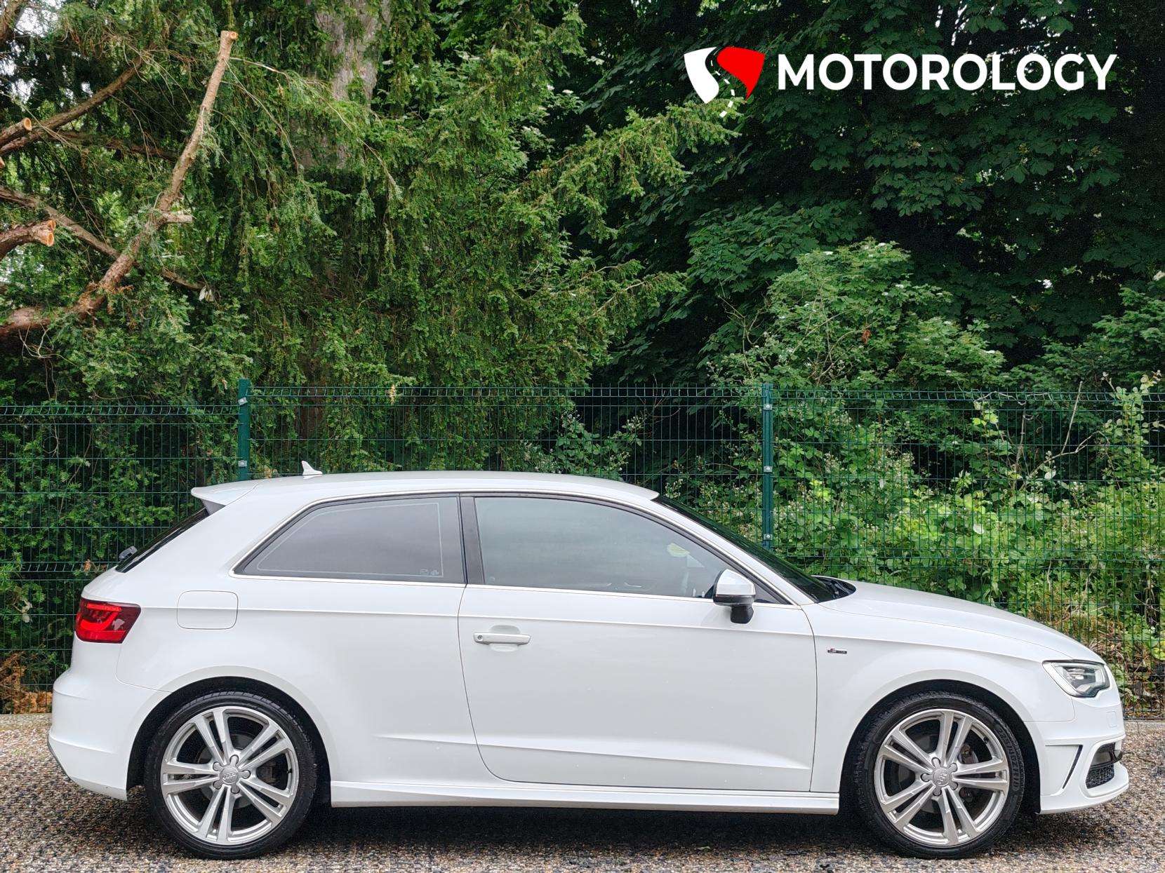 2016 AUDI A3 2016 AUDI A3