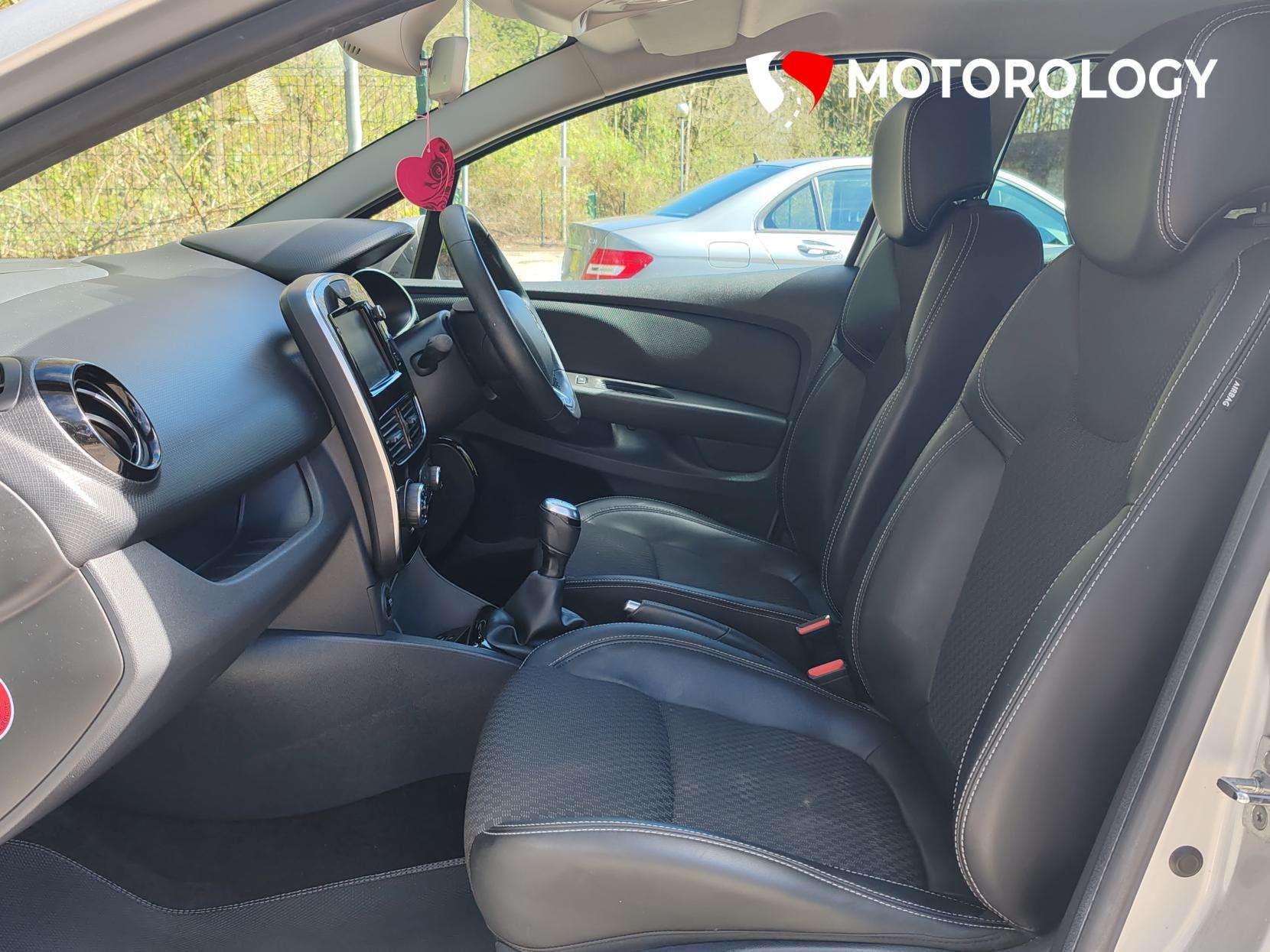 2019 RENAULT CLIO 2019 RENAULT CLIO