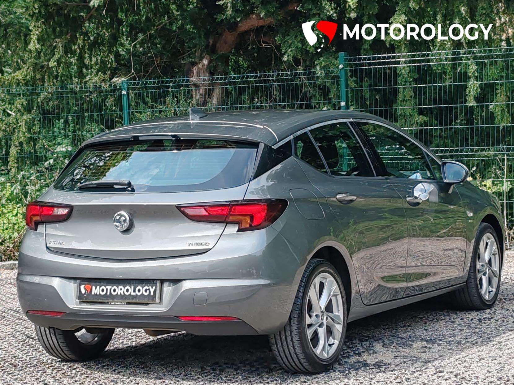 A 2018 VAUXHALL ASTRA 1.4i Turbo SRi Nav Hatchback 5dr Petrol Manual Euro 6 (150 ps) A 2018 VAUXHALL ASTRA 1.4i Turbo SRi Nav Hatchback 5dr Petrol Manual Euro 6 (150 ps)